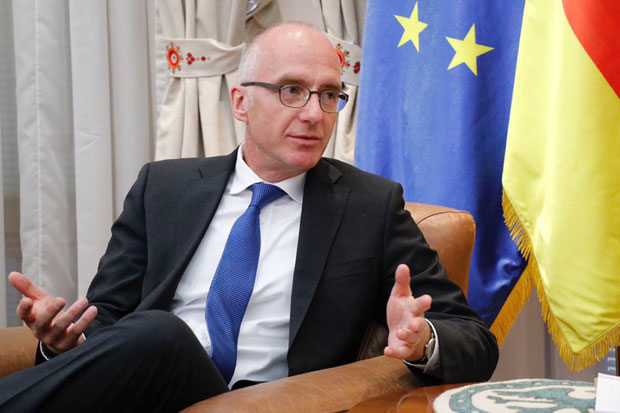 СРАМАН СТАВ ТОМАСА ШИБА: Немачка нам држи лекцију о геноциду?!